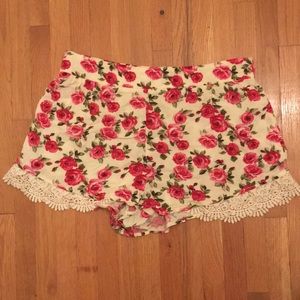 Flowy floral shorts